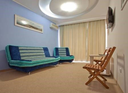 Two-room apartment with partial sea view